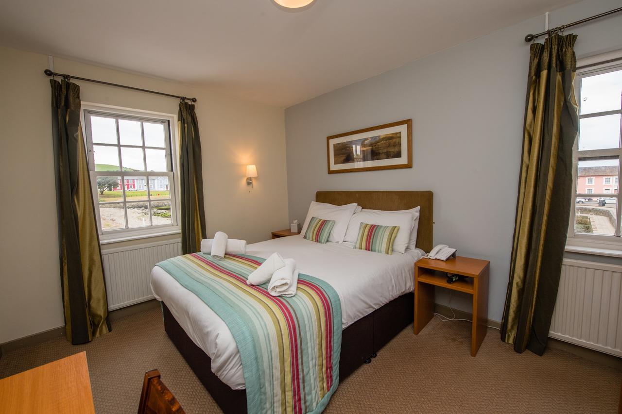 Monachty Hotel Aberaeron Exterior photo