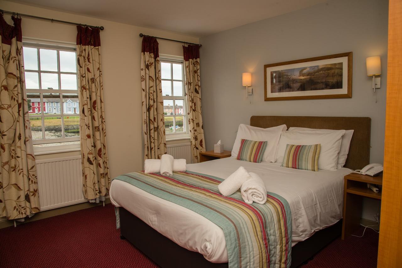 Monachty Hotel Aberaeron Exterior photo